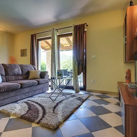 Bacula Vakantiehuis Pazin